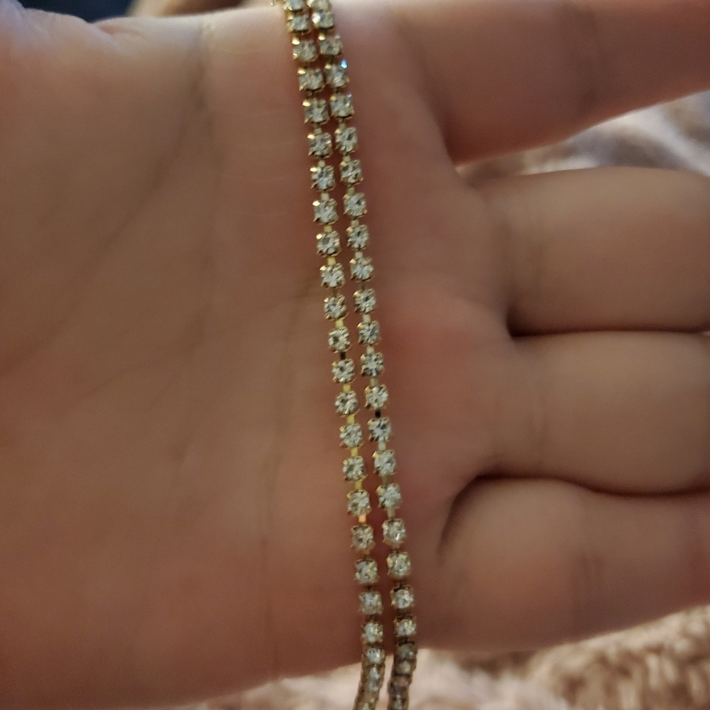 🦋 Acrylic blue butterfly crystal chain necklace - Picture 6 of 6